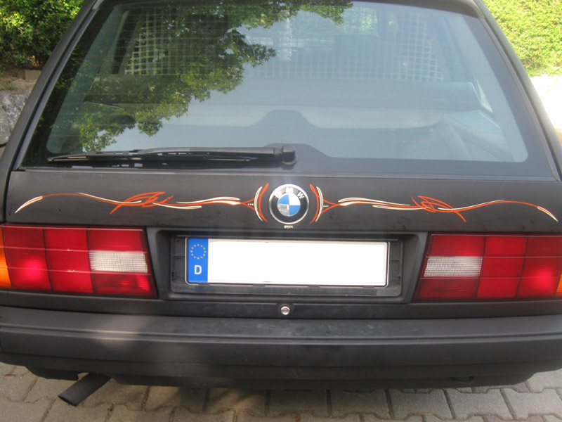 Bmw pinstripes